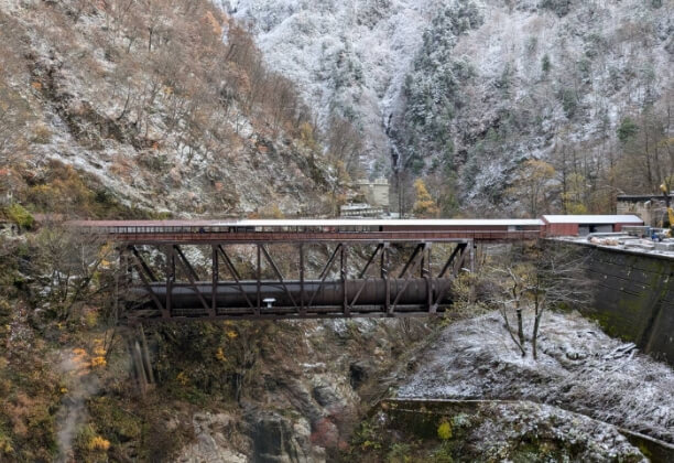 佐藤鉄工 施工事例 新黒部川第三発電所水路橋補強工事