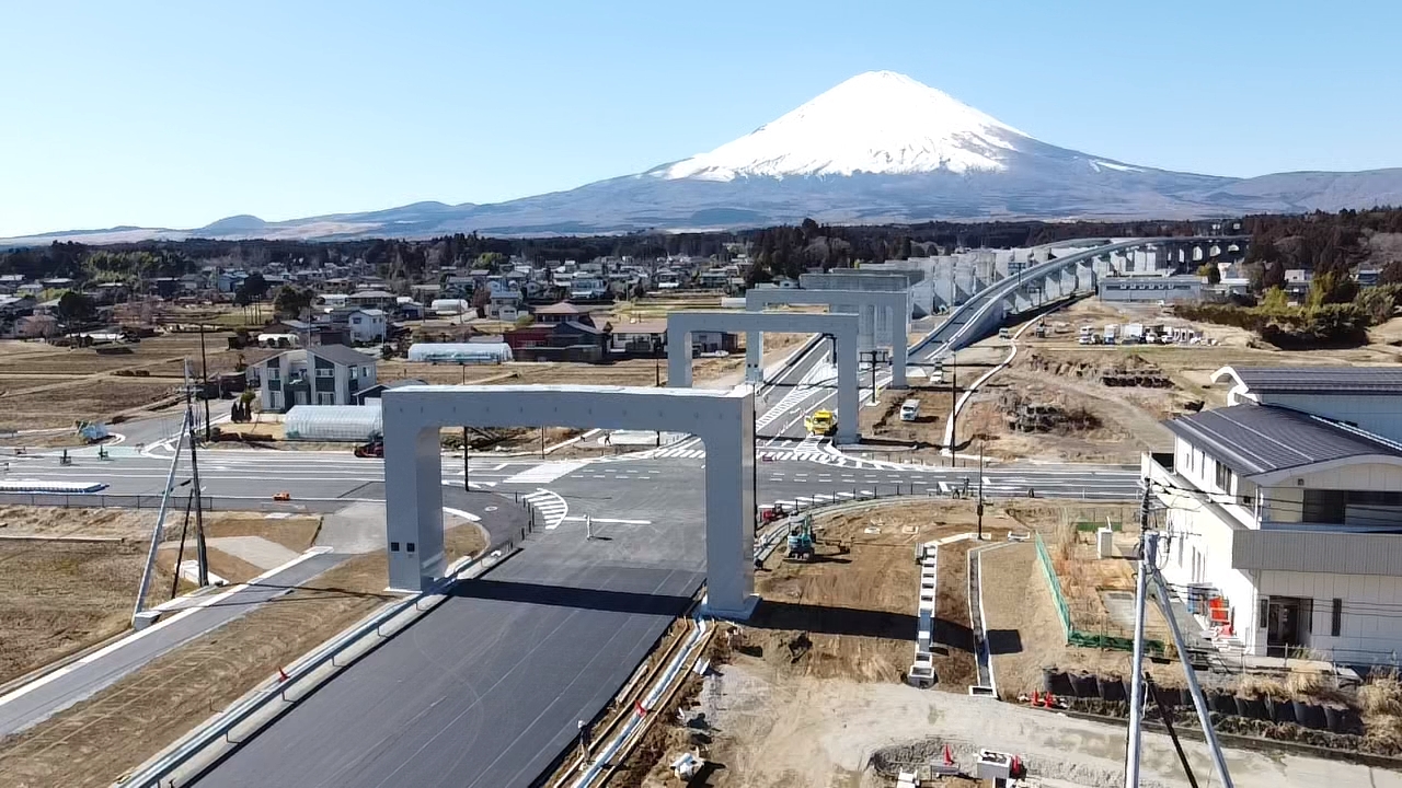 ぐみ沢高架橋北・中・南鋼下部工事